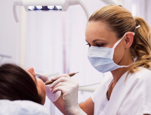 El número de dentistas en Santa Cruz de Tenerife en 2022 aumentó en un 2.1%