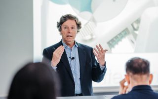 Doctor José Rábago Vega.